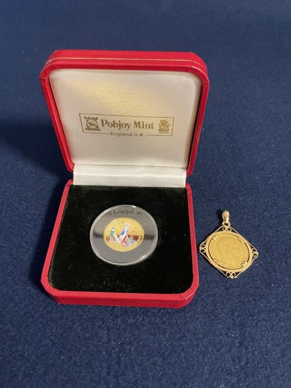 東京都豊島区千川で買取相談を受けたピーターラビット100周年記念金貨のケース付き写真